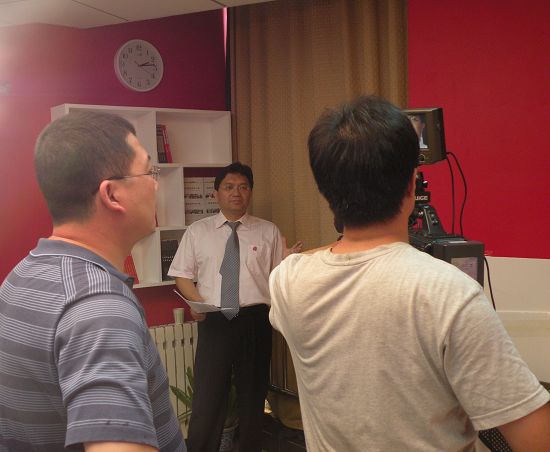 北京國(guó)富縱橫09年《賣場(chǎng)成交——20大經(jīng)典法則》情境劇教育光盤殺青